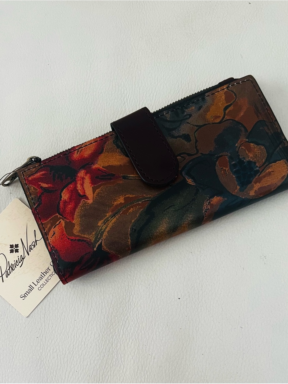 NWT PATRICIA NASH NAZARI WALLET CASE ORGANIZER